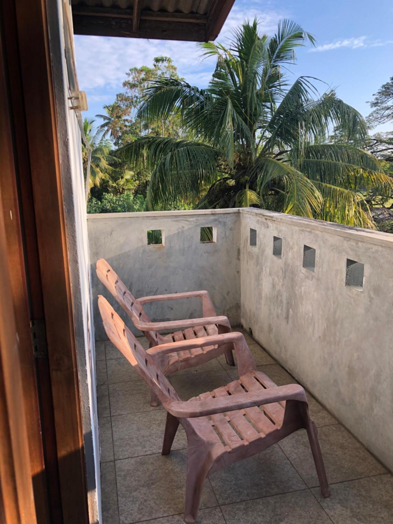 Senarathna Guest House Велигама Экстерьер фото