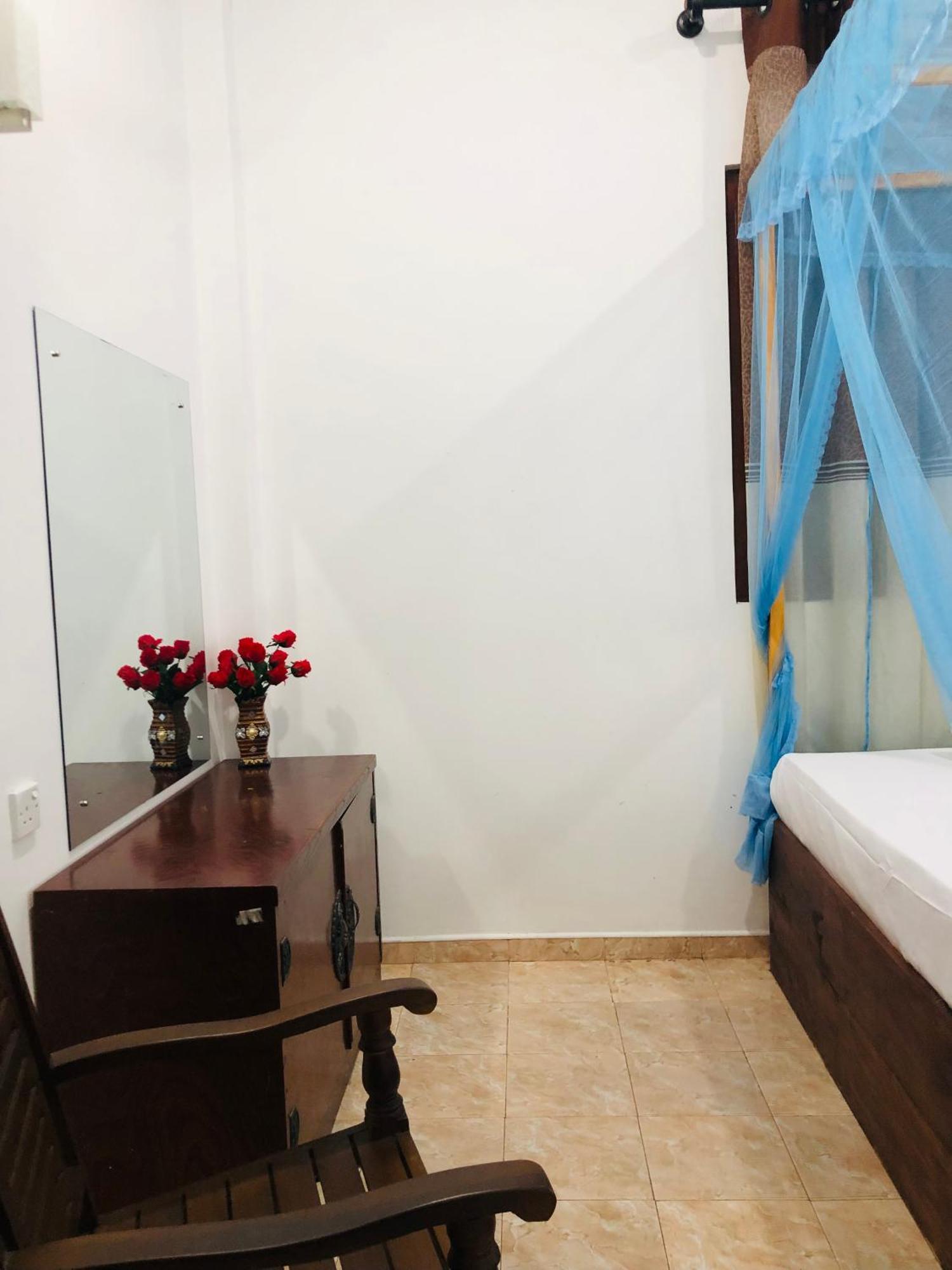Senarathna Guest House Велигама Экстерьер фото